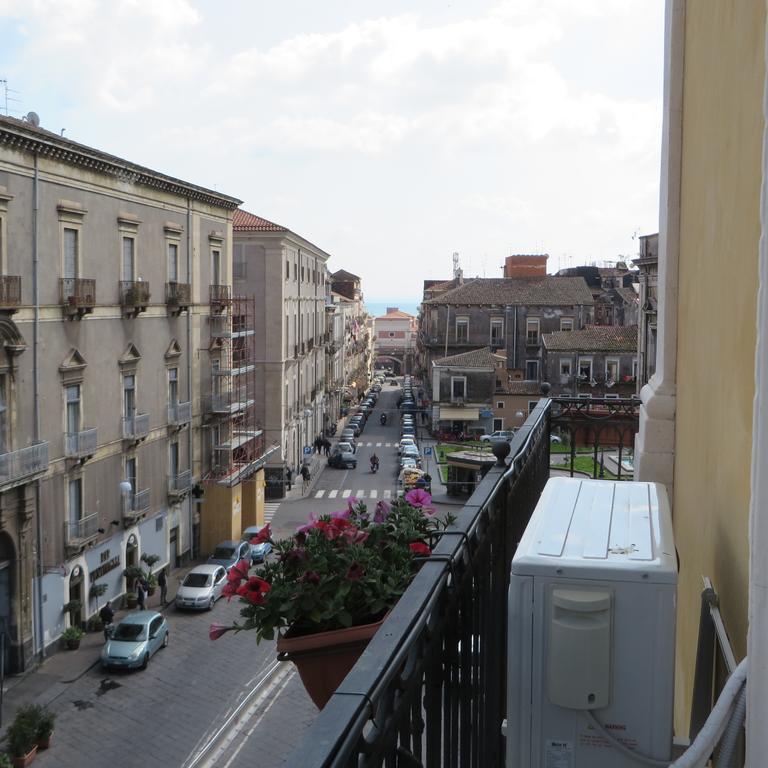 B&B Al Teatro Massimo Catania Bilik gambar