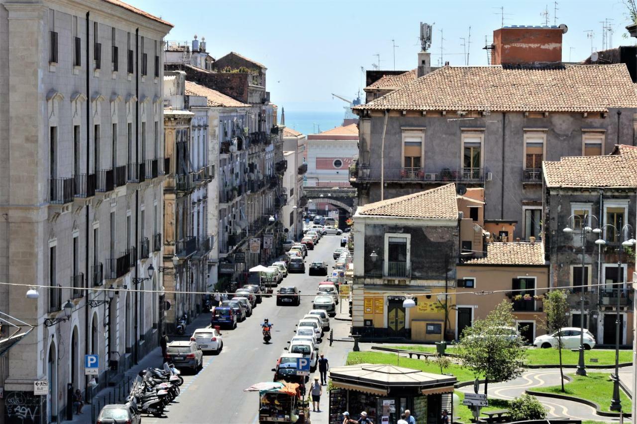 B&B Al Teatro Massimo Catania Luaran gambar